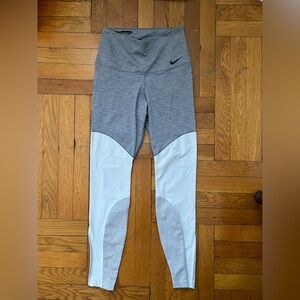 Nike Women's Gray and White Leggings